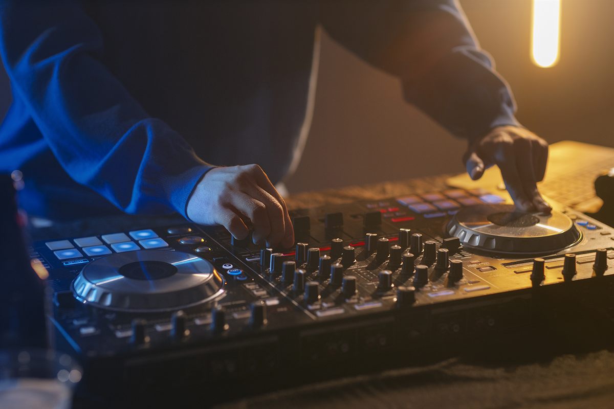Festa de Réveillon com DJ